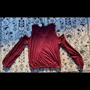 Rue21 Cold Shoulder Wrap Top⚡️